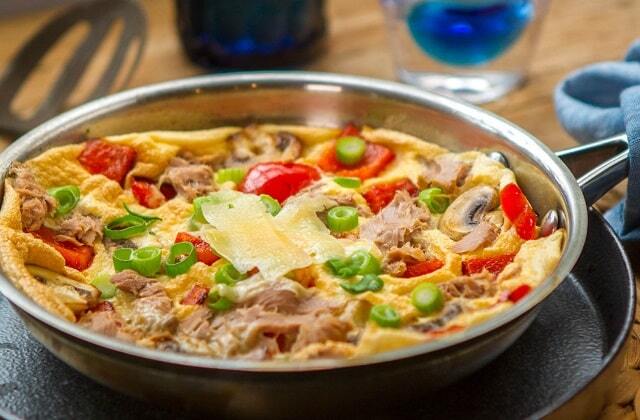 طرز تهیه املت قارچ و سبزیجات به چند روش مختلف؛ خوشمزه و پرطرفدار طرز تهیه املت قارچ و سبزیجات به چند روش مختلف؛ خوشمزه و پرطرفدار