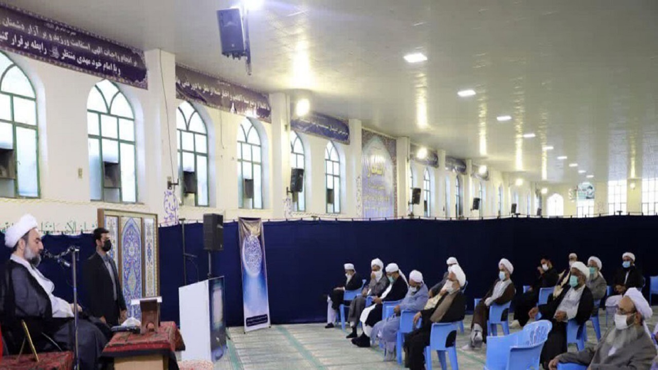 امام جمعه زاهدان: روحانیت نباید در انتخابات به تعیین مصادیق بپردازد