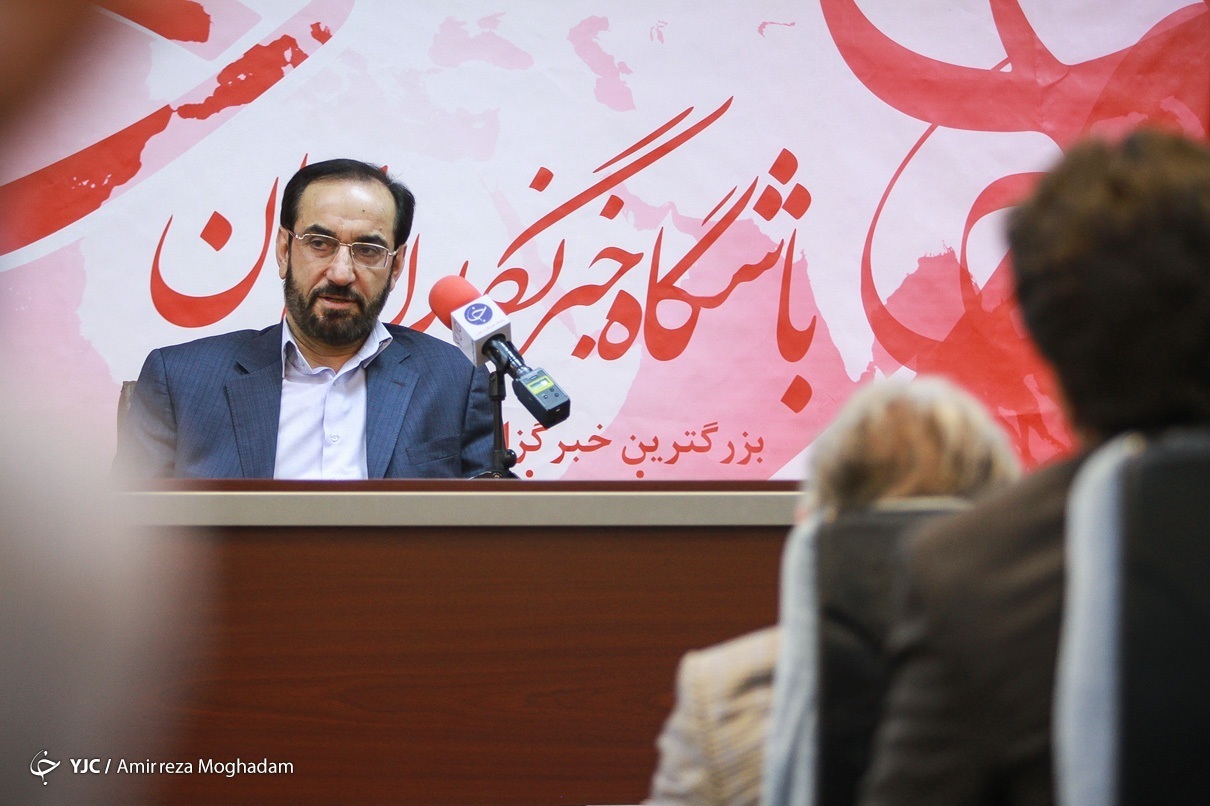 بچه&zwnj;های دهه ۶۰ و ۷۰ برای تشکیل دولتِ من آماده باشند/ می&zwnj;توانم ماهاتیر محمد ایران شوم/ کاهش مرگ&zwnj;های کرونایی از ۵۰۰ به ۵۷ نفر با اجرای طرح شهید سلیمانی