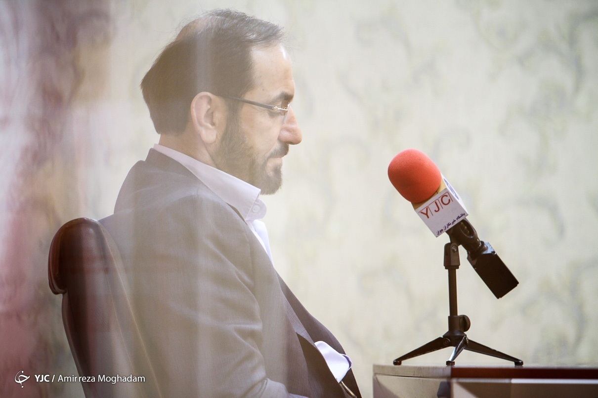بچه&zwnj;های دهه ۶۰ و ۷۰ برای تشکیل دولتِ من آماده باشند/ می&zwnj;توانم ماهاتیر محمد ایران شوم/ کاهش مرگ&zwnj;های کرونایی از ۵۰۰ به ۵۷ نفر با اجرای طرح شهید سلیمانی