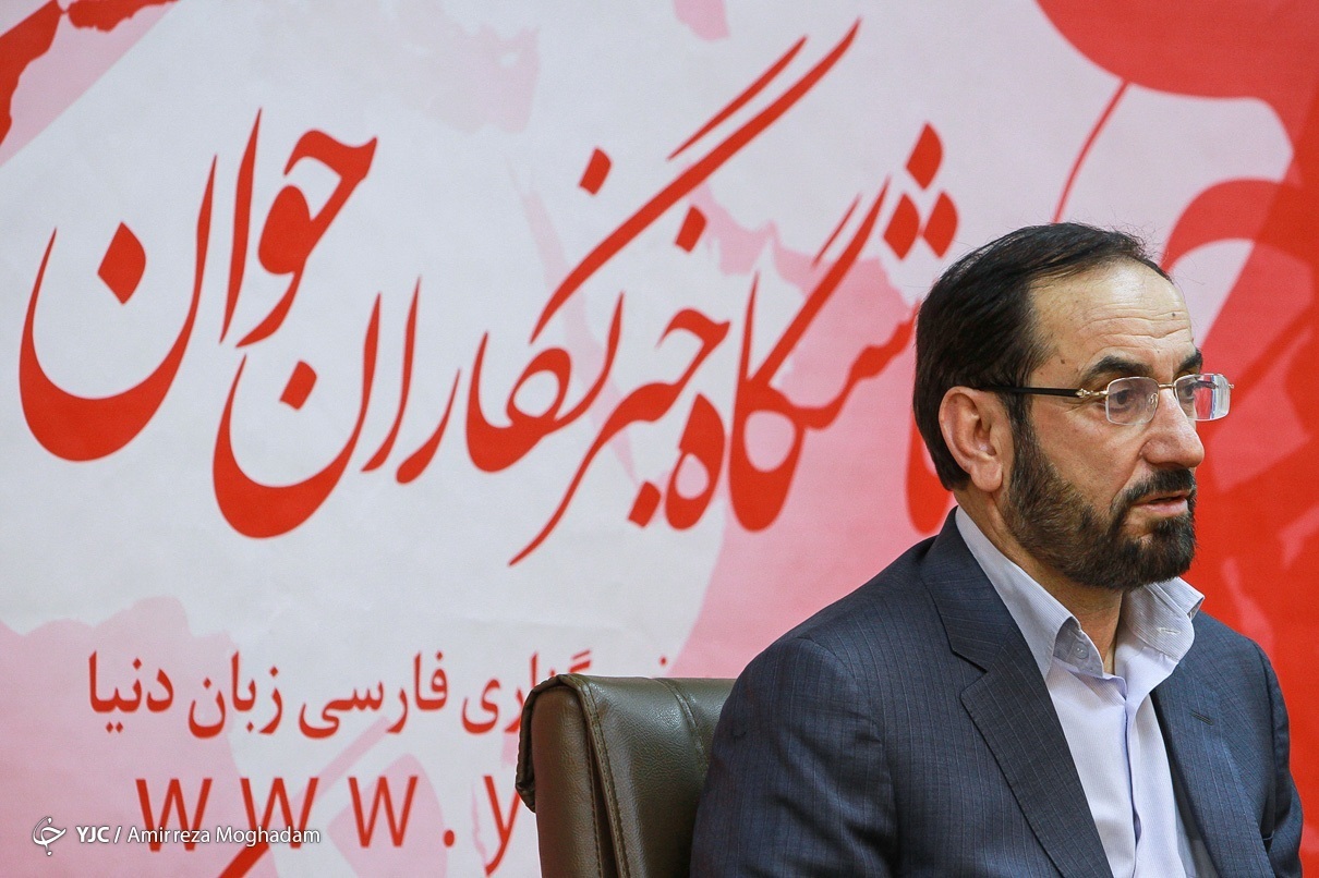 بچه‌های دهه ۶۰ و ۷۰ برای تشکیل دولتِ من آماده باشند/ می‌توانم ماهاتیر محمد ایران شوم
