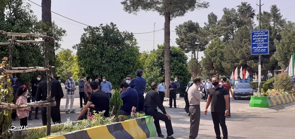 پیکر اشکان منصوری در آرامستان فردوس جهرم آرام گرفت پیکر اشکان منصوری در آرامستان فردوس جهرم آرام گرفت