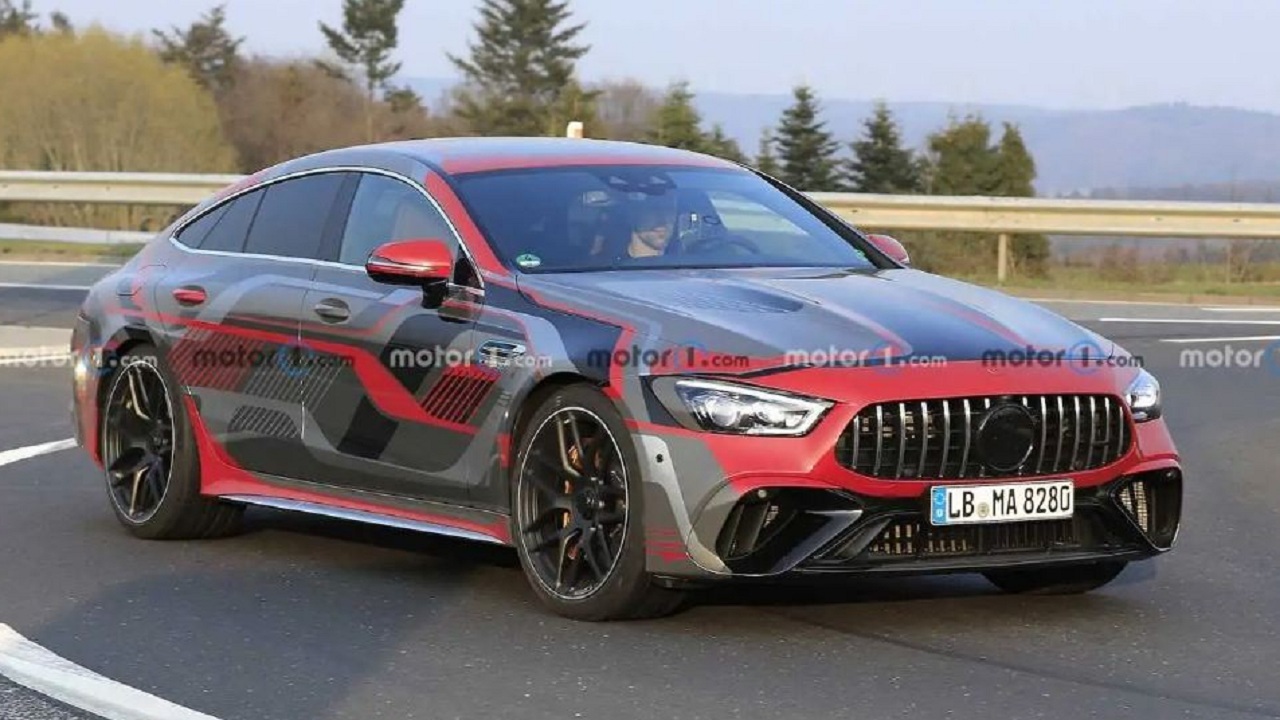 تصاویر جاسوسی و مشخصات خودروی برقی Mercedes-AMG GT۷۳e