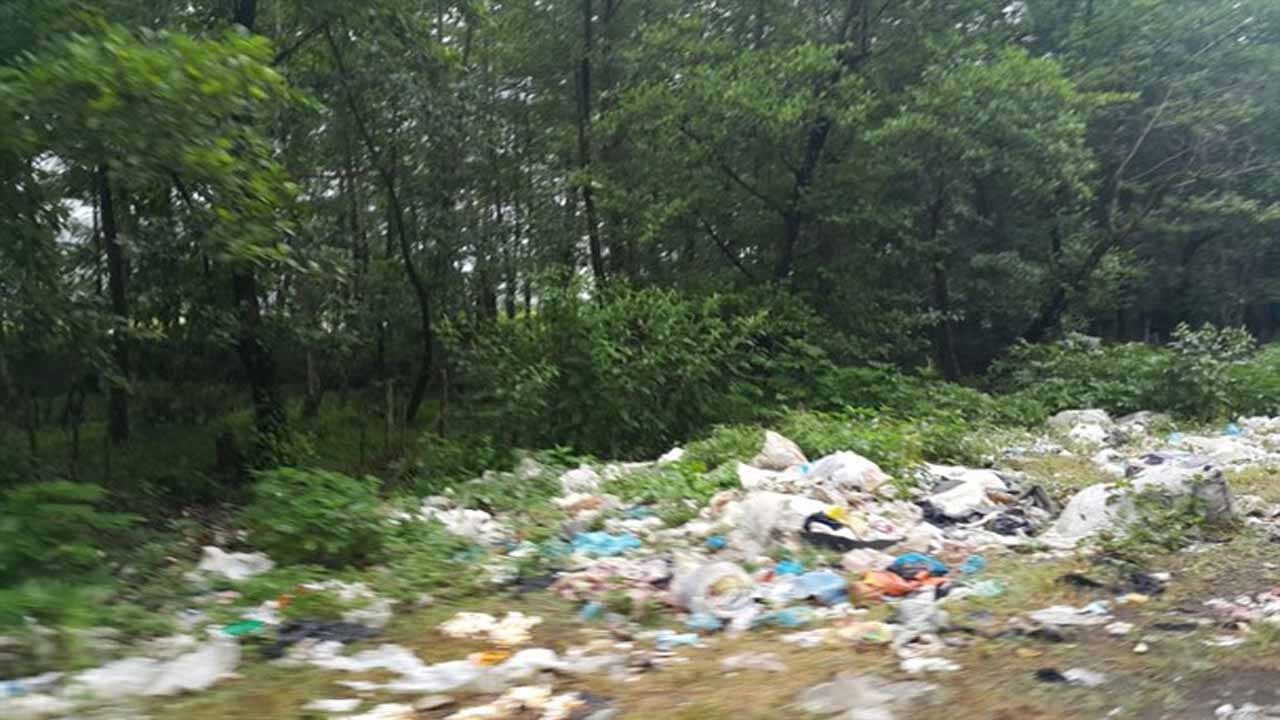 دفن غیربهداشتی زباله روستا‌های رودان در طبیعت + تصاویر