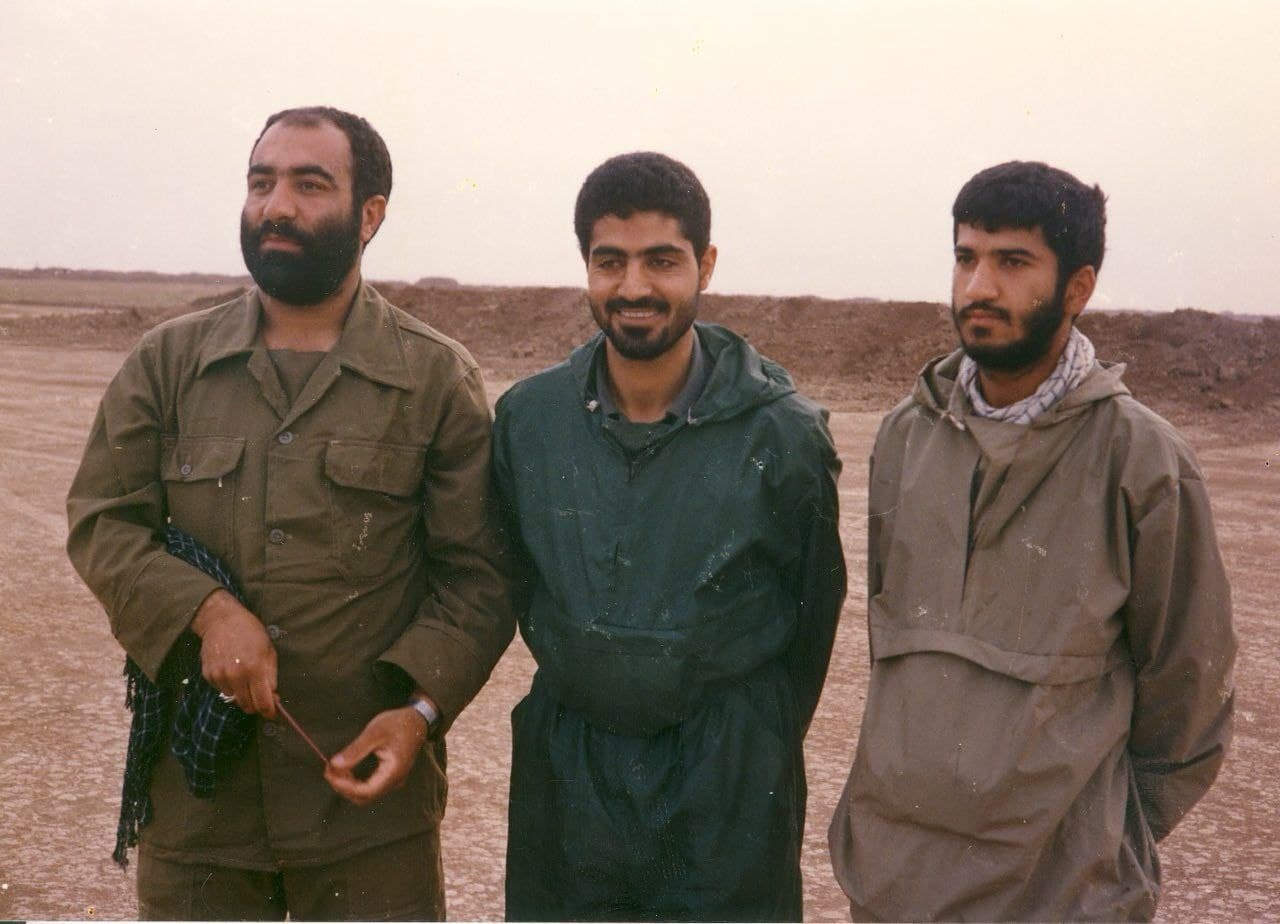 انتشار تصویری دیده نشده از سردار سلیمانی در دوران دفاع مقدس