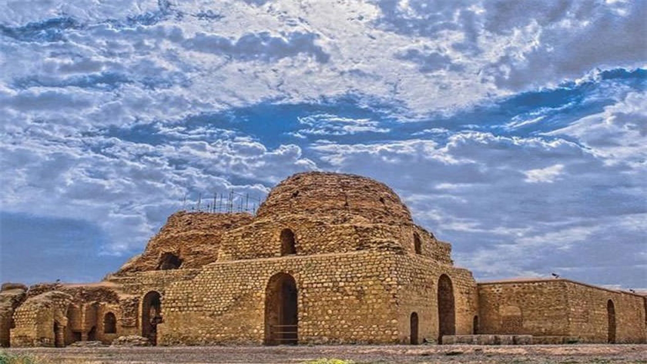 اجرای برنامه‌های روز سروستان در میراث جهانی کاخ ساسان