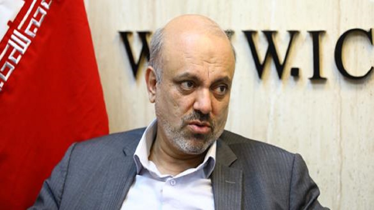 سهم دانشگاه آزاد از آموزش عالی ۴۰ درصد است/ ۵ هزار و ۷۰۰ شرکت دانش بنیان داریم