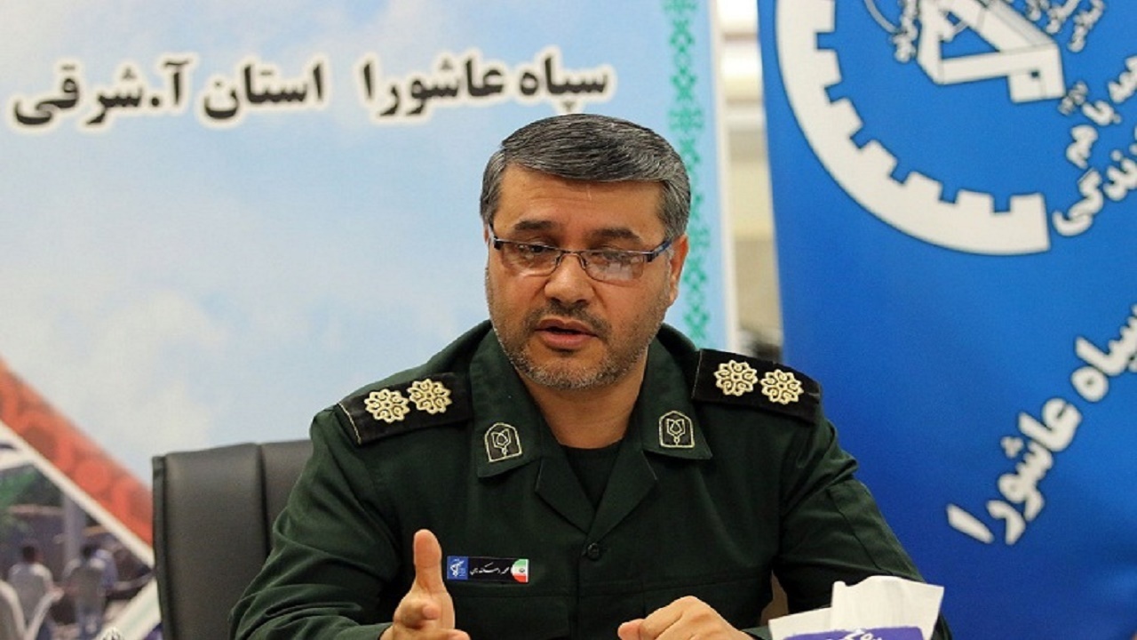 برگزاری جلسه قرارگاه پشتیبانی و مانع زدایی از تولید بسیج سازندگی سپاه عاشورا درتبریز