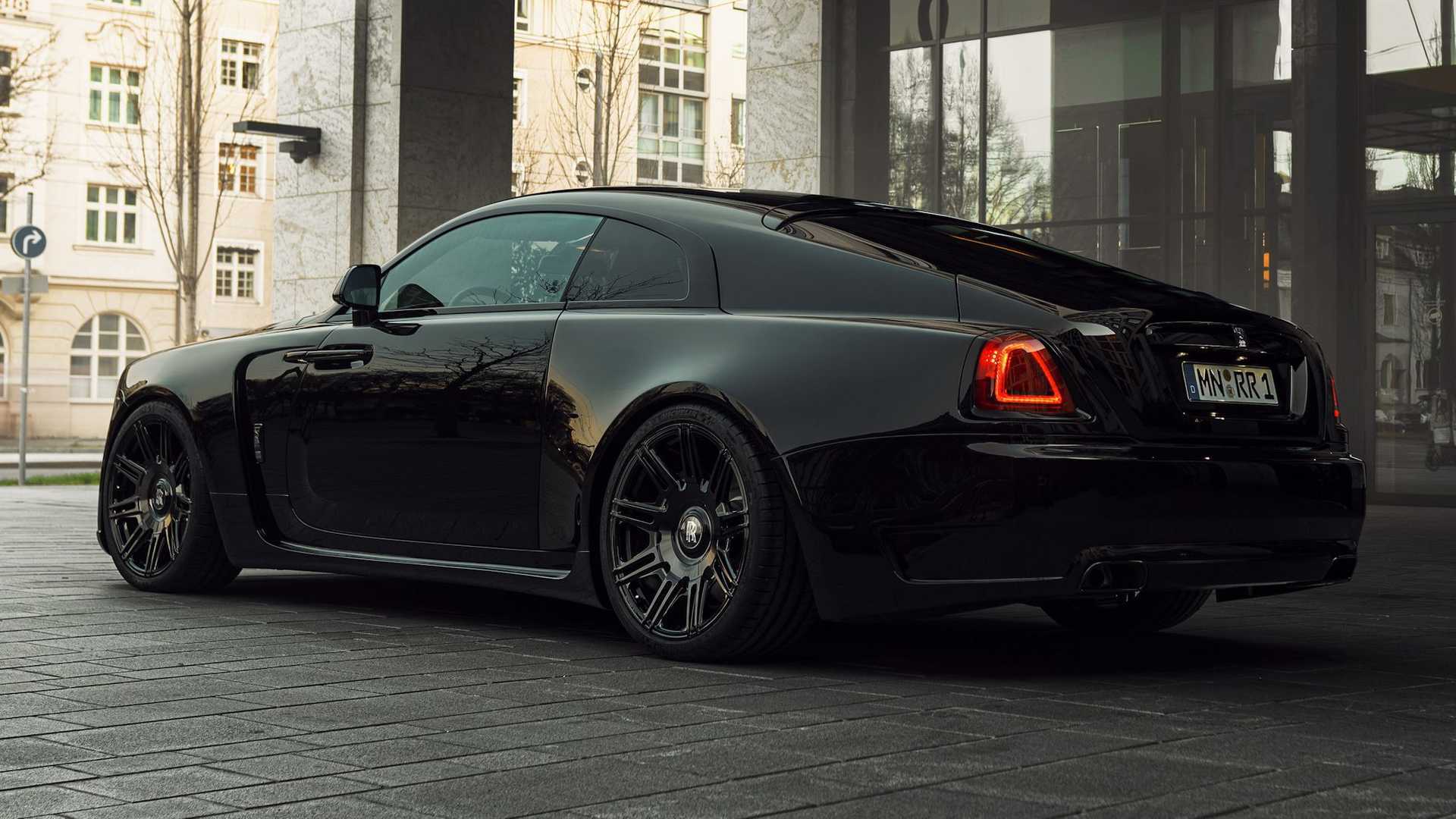ساخت یک ابر خودروی سفارشی از Rolls-Royce Wraith
