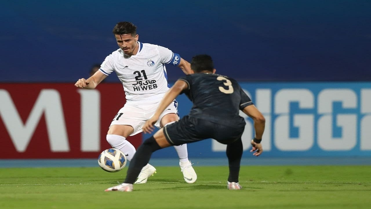 غفوری بهترین بازیکن دیدار استقلال - الاهلی شد