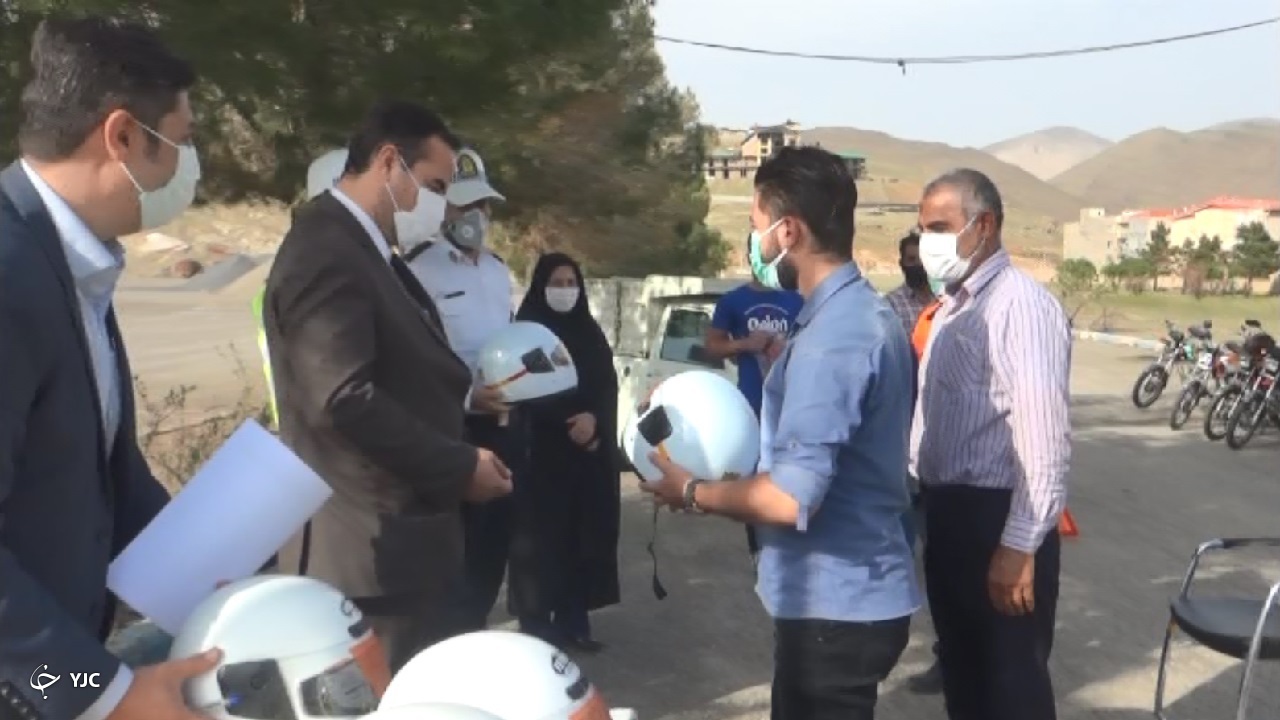 تجلیل از رانندگان تفرشی در روز ایمنی و حمل و نقل جاده‌ای