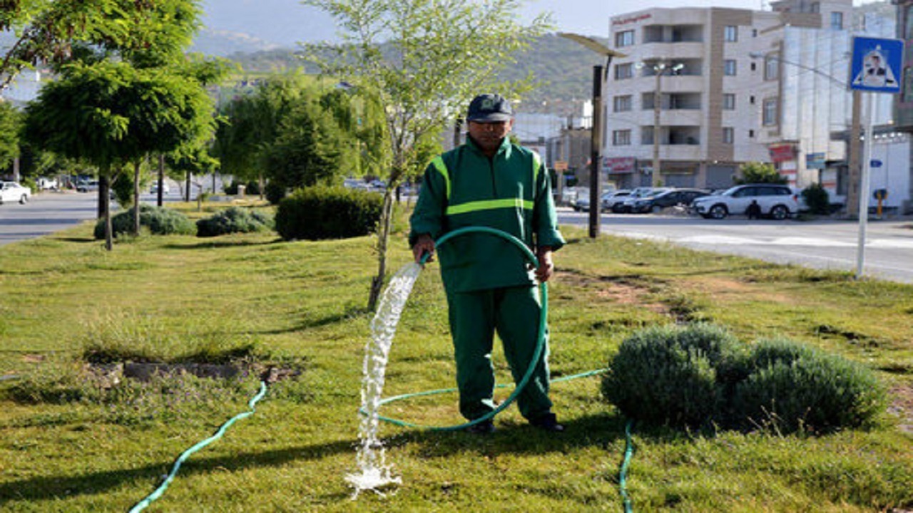 عیدی سبزبانان کرج در ماه دوم بهار هم به دست شان نرسید