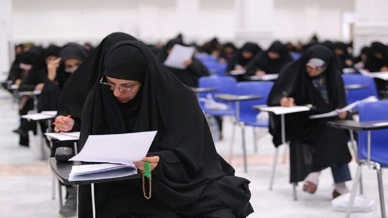 فعالیت ۳۳ حوزه علمیه خواهران در خوزستان