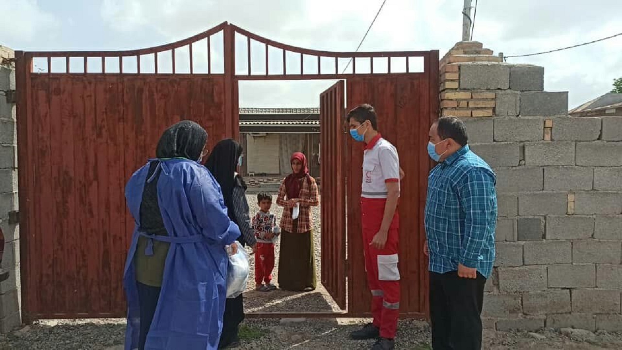 توزیع ۳ هزار ماسک در محلات کم برخوردار آق قلا