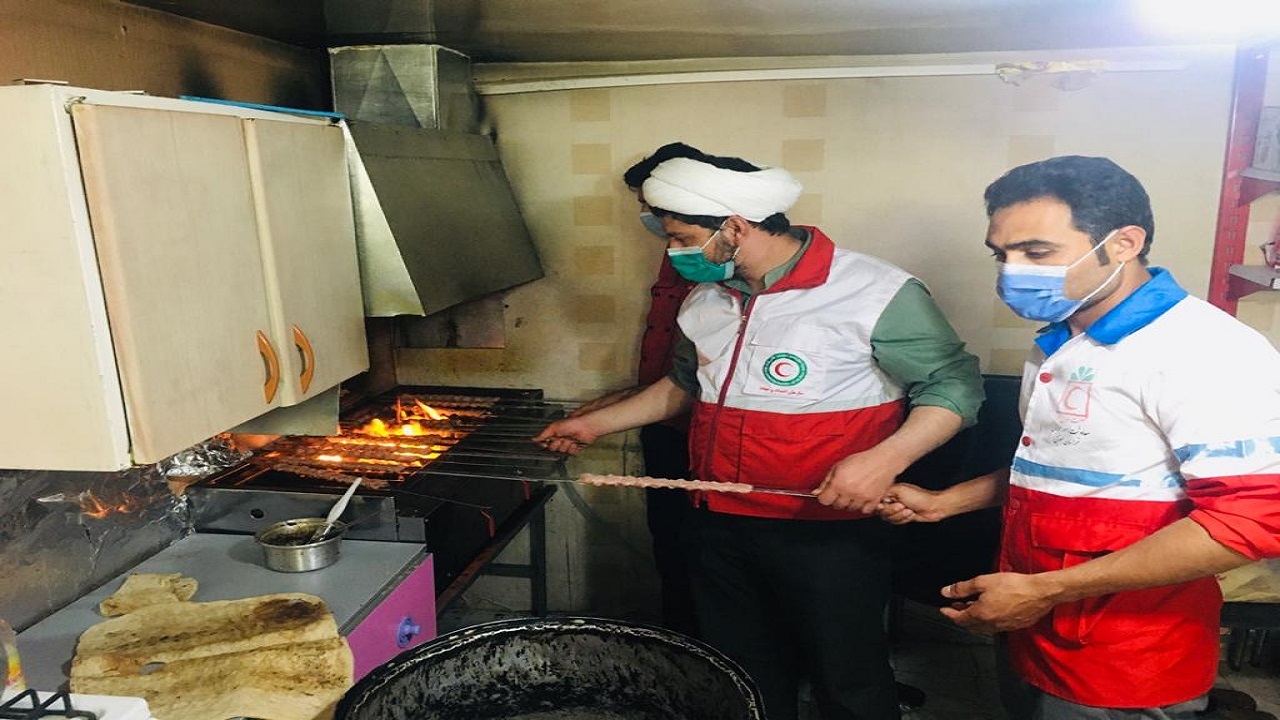 توزیع ۶۲۰ پرس غذای گرم به مناسبت ولادت امام حسن مجتبی (ع)