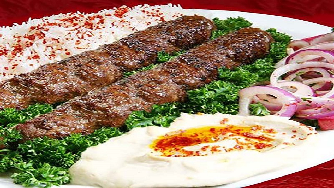 آموزش آشپزی؛ از جانکی سیب زمینی با سالاد قارچ و کسادیای گوشت و پنیر تا بیف کورند + تصاویر