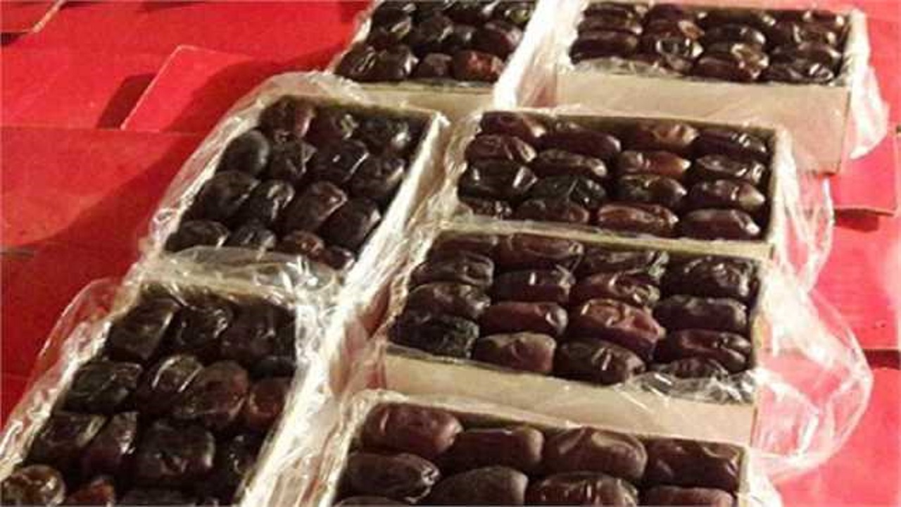 ثبات قیمت خرما در مبدا طی ۲ سال اخیر/ عرضه خرما با نرخ ۶۰ هزار تومان گرانفروشی است