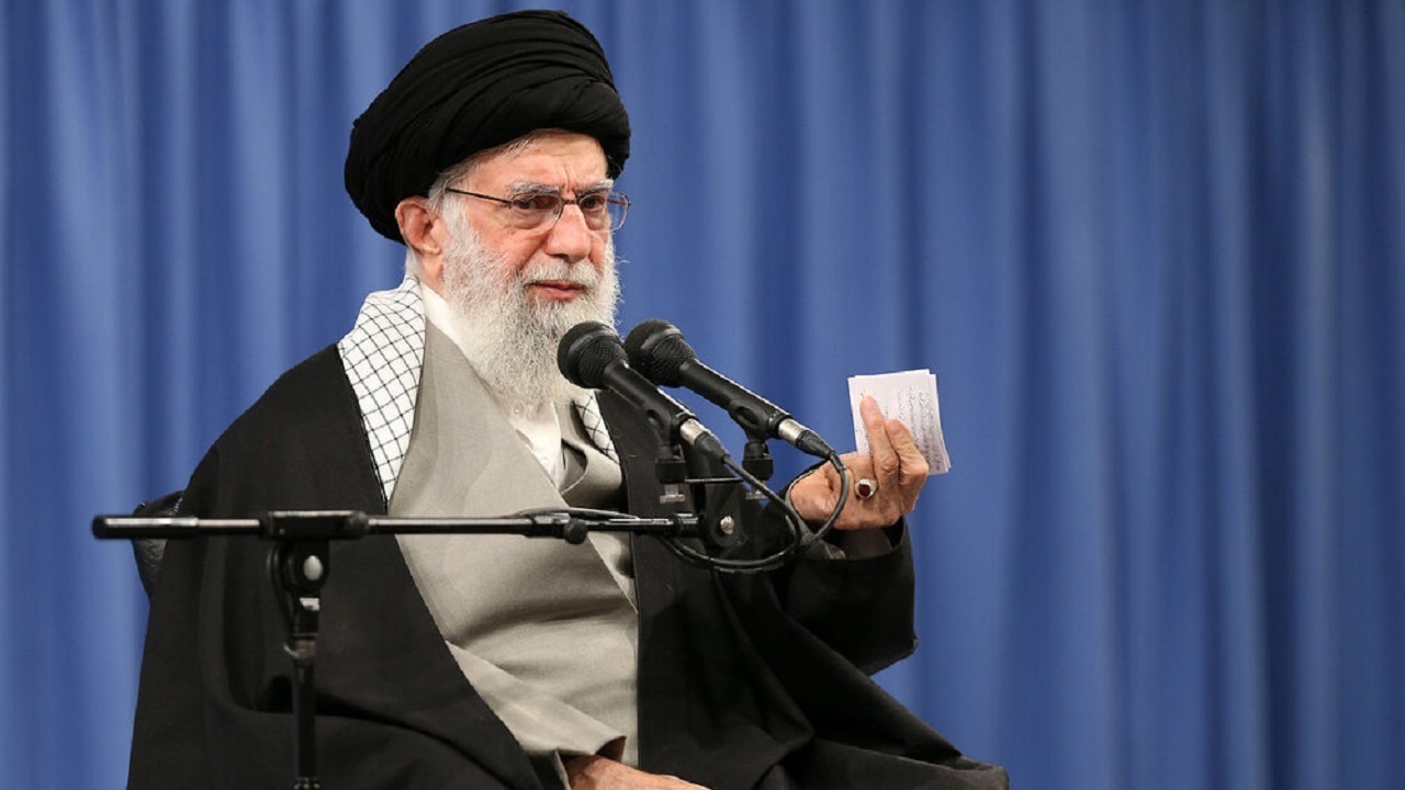 بیانات رهبر انقلاب درباره آمادگی برای ورود به ساحت لیلةالقدر