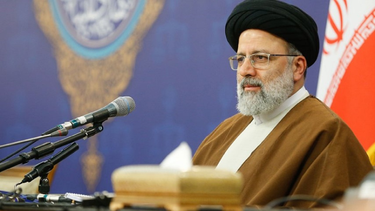 نهاد تقنین قوانینی تصویب کند که منافذ فساد را بر روی سوداگران و سوءاستفاده کنندگان ببندد