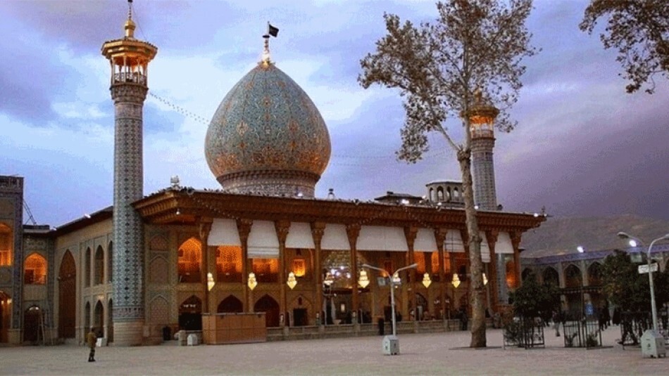 اعلام برنامه‌های آستان شاهچراغ(ع) در لیالی قدر