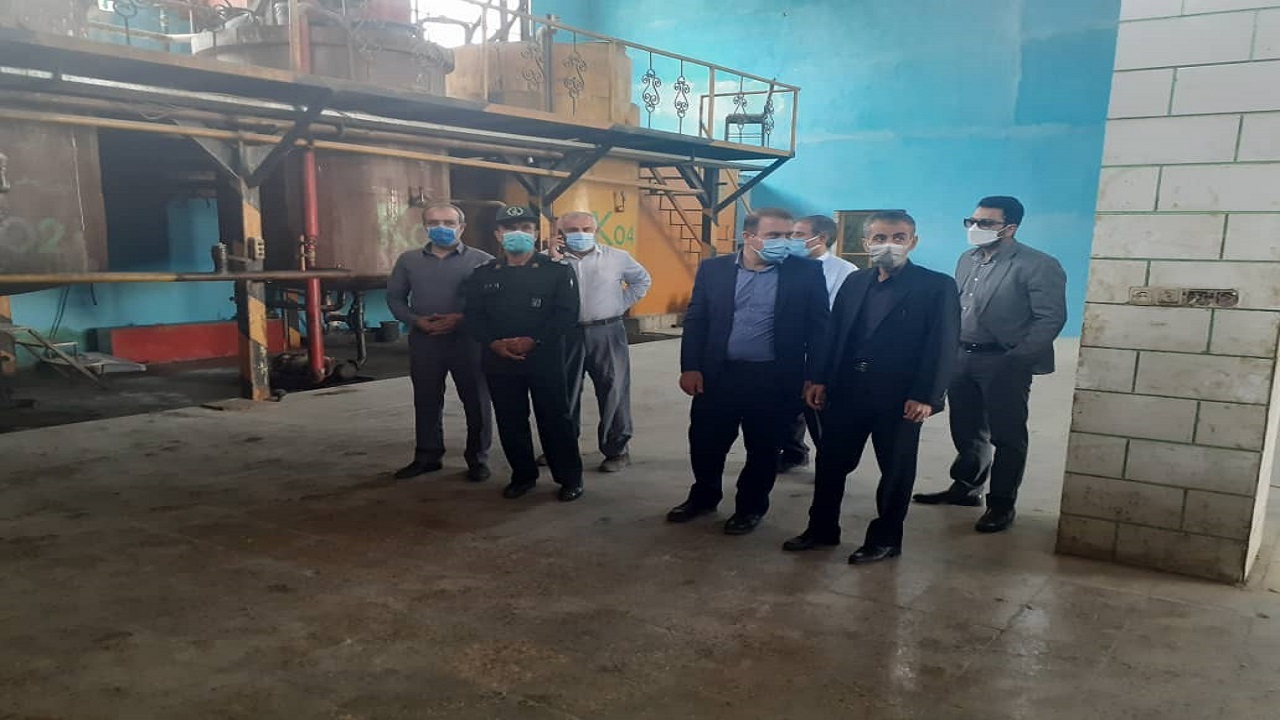 تجلیل از کارگران شهرک صنعتی ایذه