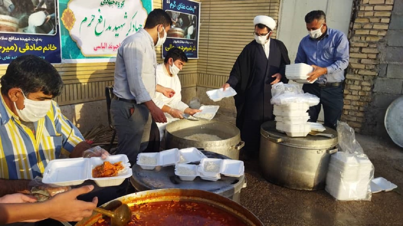 طبخ یک هزار پرس غذای گرم در اندیمشک