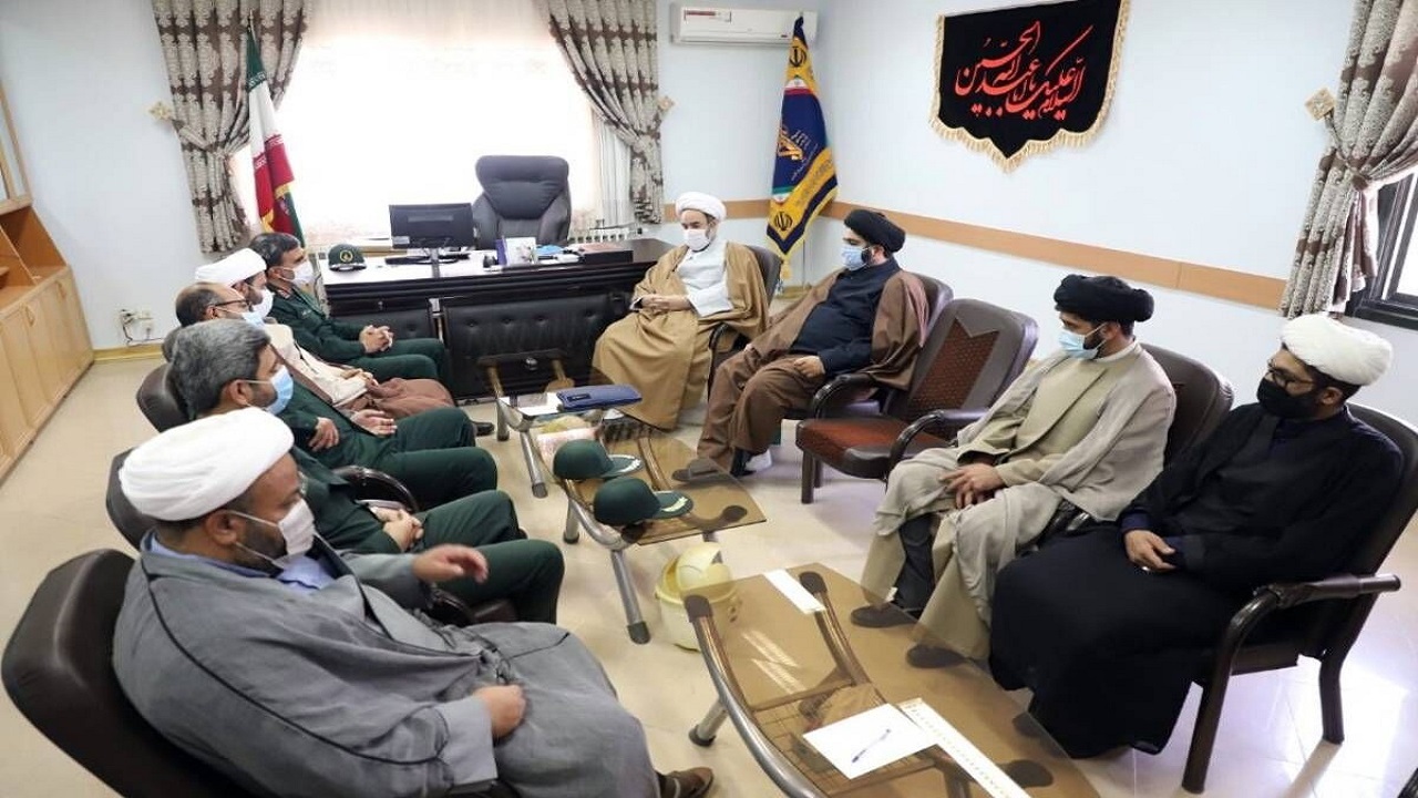 ایجاد پیوند جدایی‌ناپذیر بین مردم با نظام اسلامی ضروری است