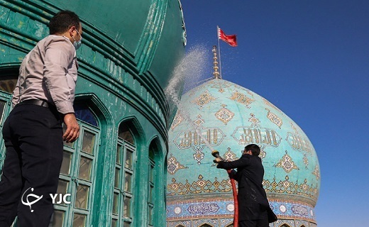 شست و شوی گنبد و تعویض پرچم مسجد مقدس جمکران+تصاویر