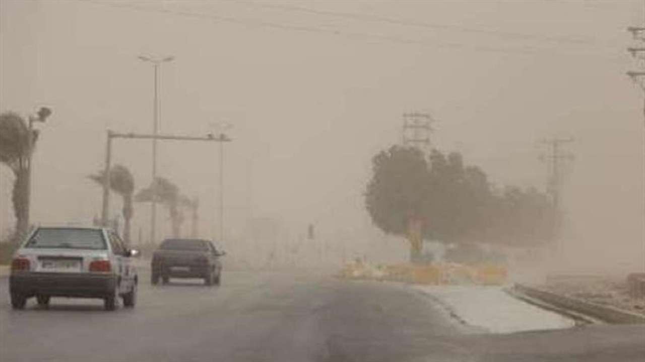 آغاز هفته سمنان با آسمانی غبارآلود