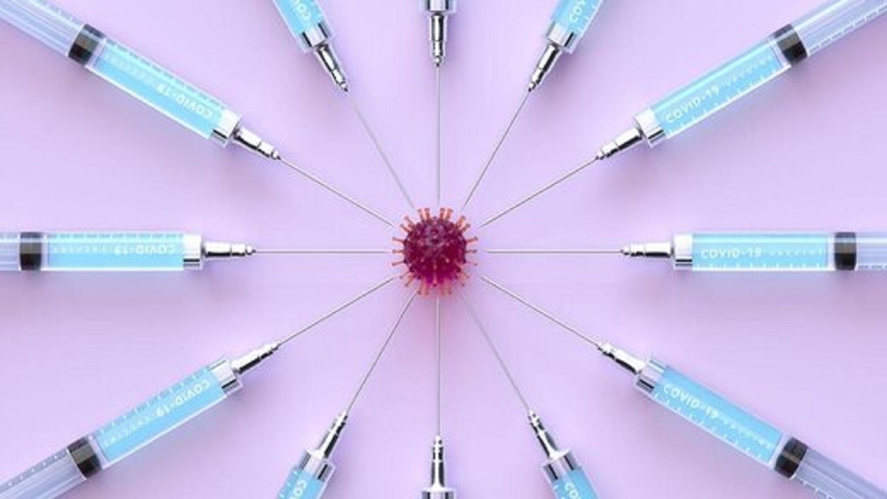 واکسیناسیون عمومی، تنها راه مهار قطعی کرونا/ درمان بیماران یا واکسیناسیون، کدام بهتر است؟