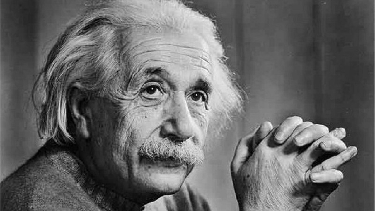 دست‌نوشته انیشتین درباره معادله معروف E=mc² حراج شد