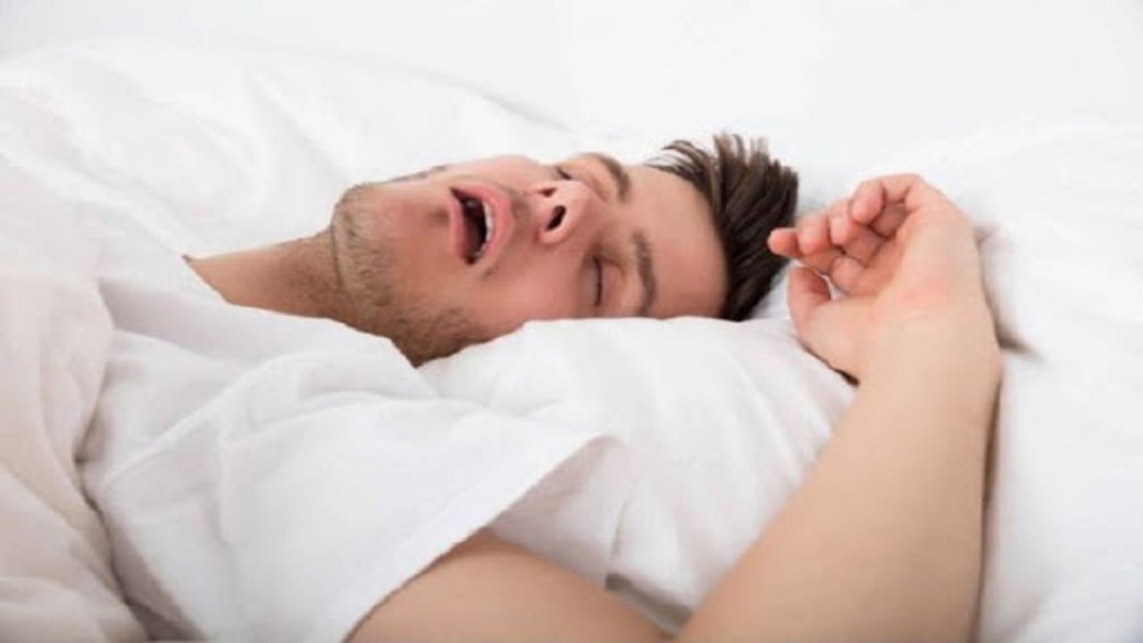 علت خرخر کردن در خواب چیست؟