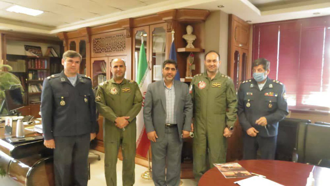 دیدار فرمانده پایگاه هوایی با مدیر کل تعاون، کار و رفاه اجتماعی استان آذربایجان شرقی