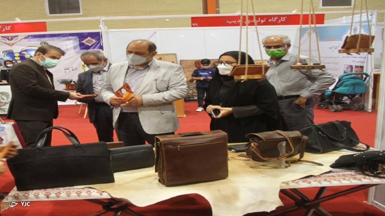 نمایشگاه‌های توانمندسازی نگاهی جدید به مسئولیت‌های اجتماعی