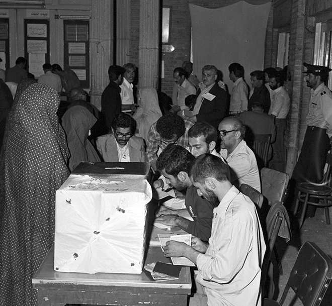 ۲ انتخابات ریاست&zwnj;جمهوری در یک سال/ رئیس&zwnj;جمهوری که &laquo;محبوب جمهور&raquo; لقب گرفت