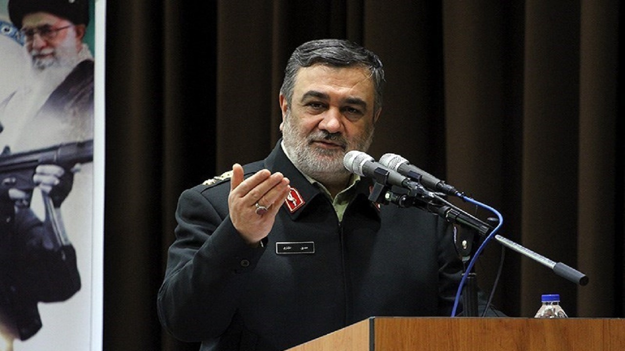 پیاده کردن راه و رسم شهدا امروز ما را به سعادت می‌رساند