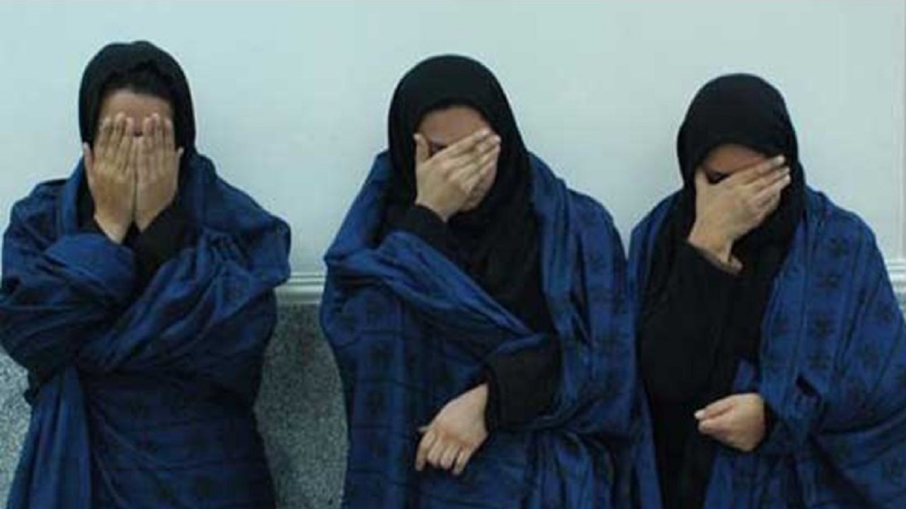دستگیری ۳ زن مواد فروش در اراک