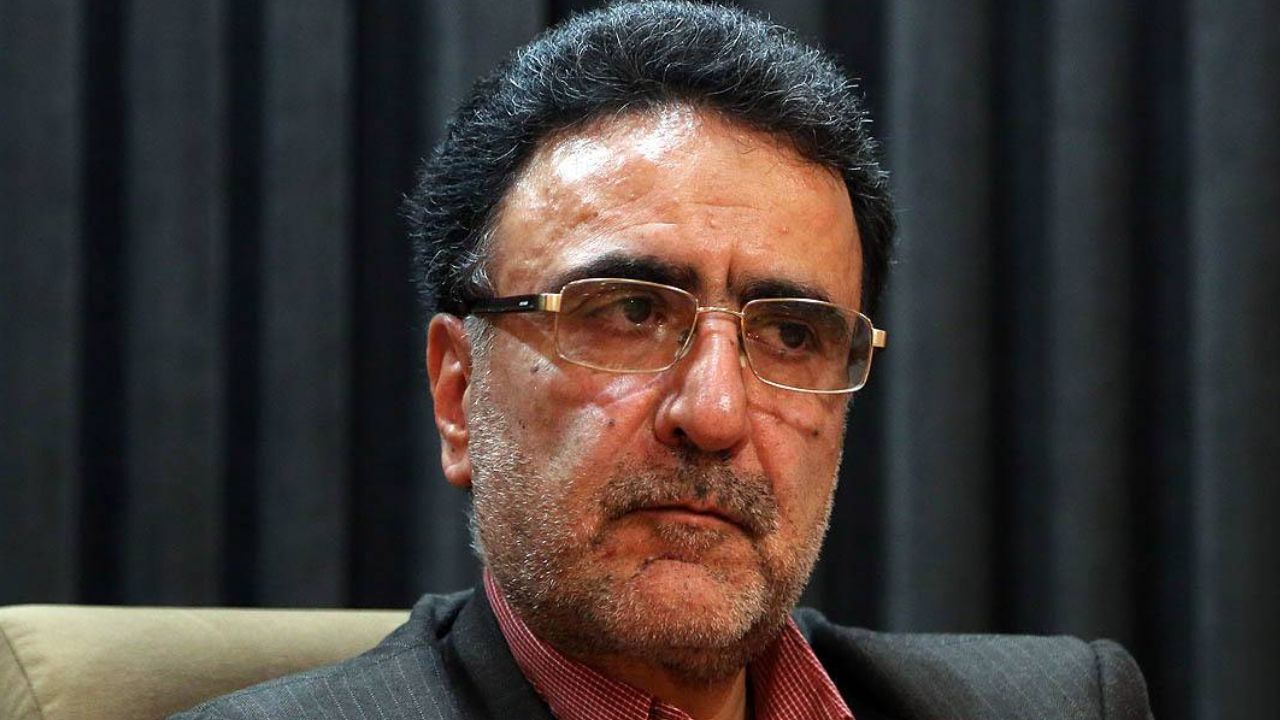 پاسخ یک حقوقدان به تاجزاده/ تنها شمایید که خود را در قواره‌ یک نامزد بی‌رقیب می‌بینید؟