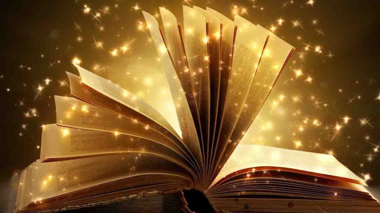 کتاب‌ها چند دسته دارند؟