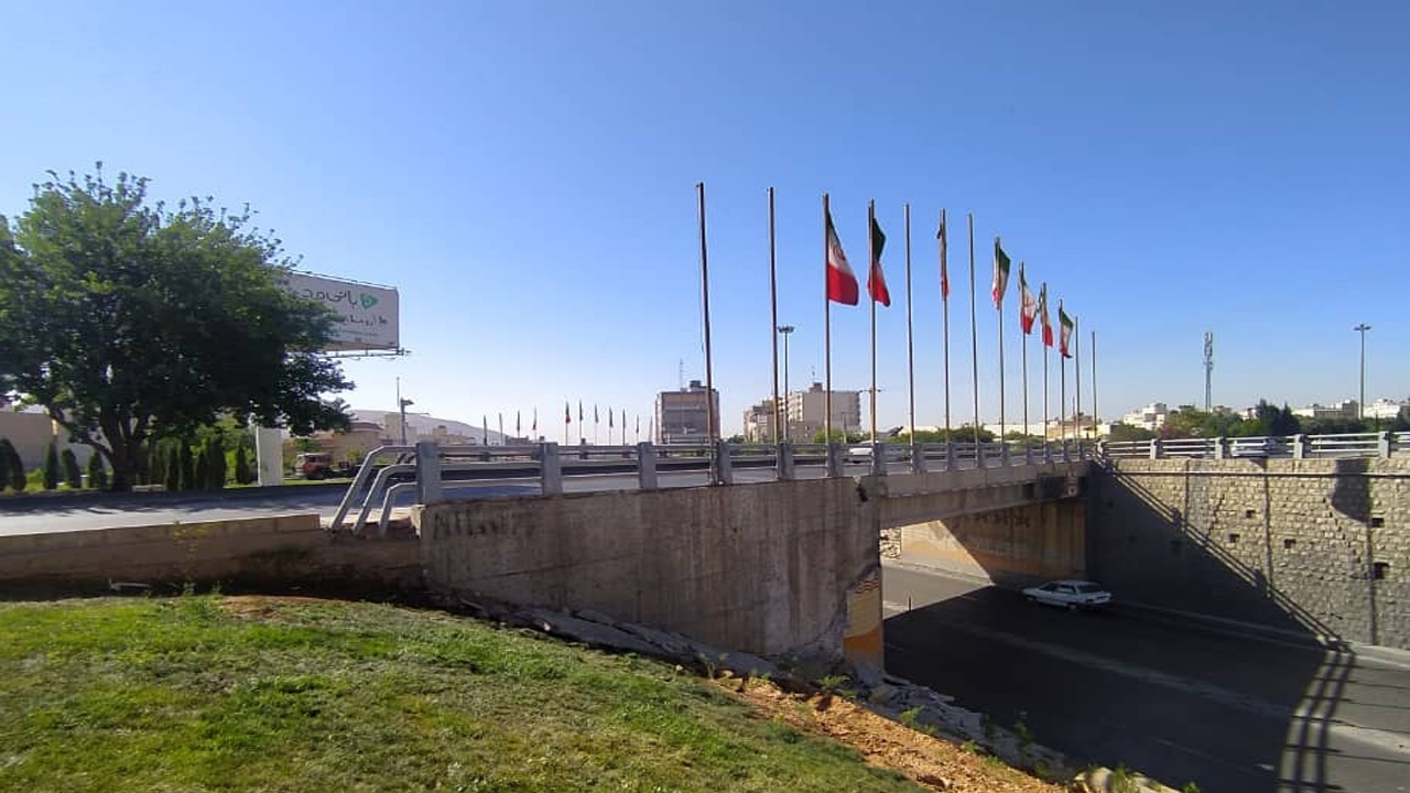 صدور دستور بازسازی نمای پل میرزای شیرازی