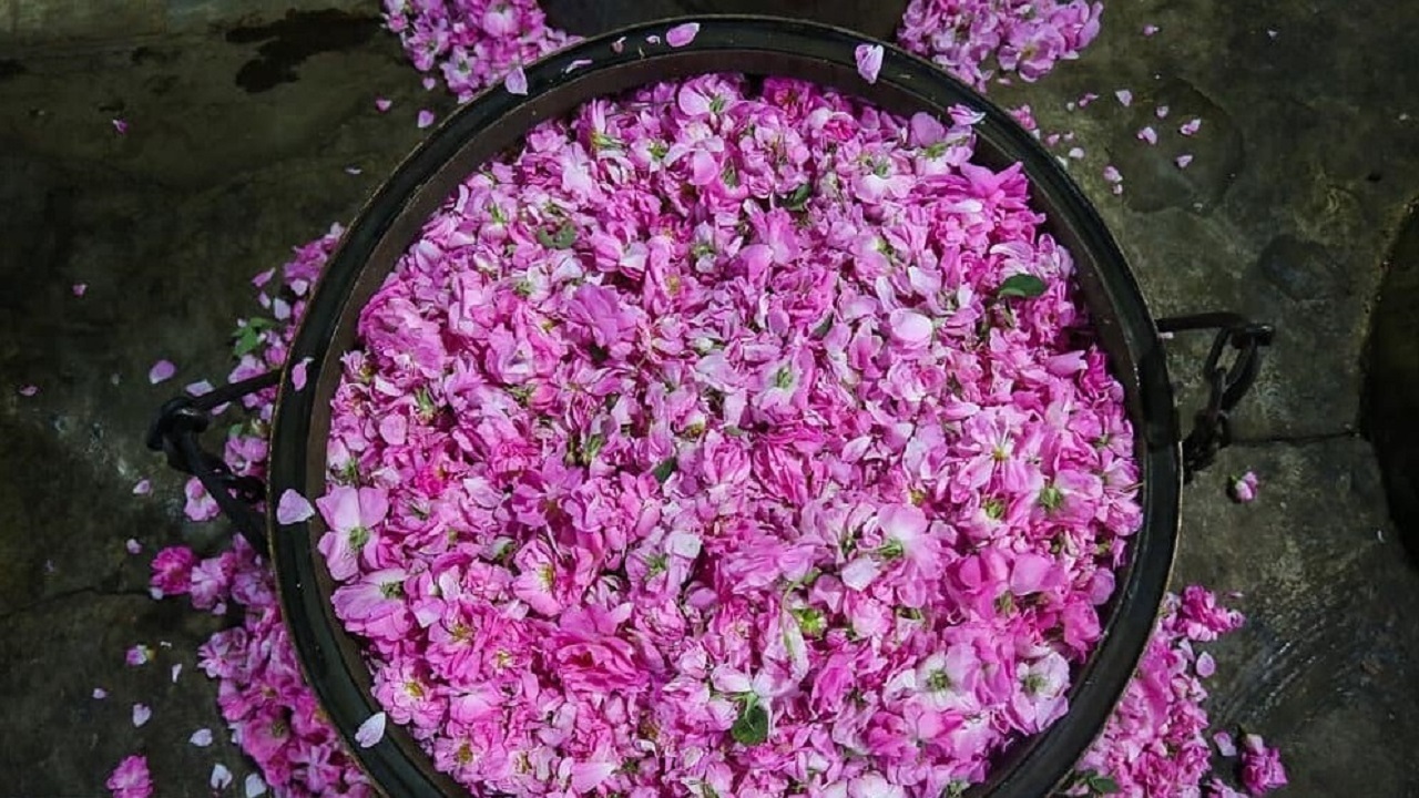از