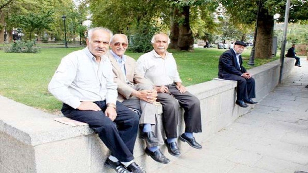 گرد پیری برچهره جمعیت مازندران+ فیلم