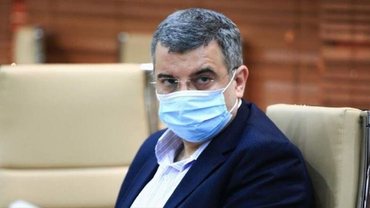 لزوم رعایت شیوه نامه‌های بهداشتی تا زمان واکسینه شدن ۷۰ درصد افراد