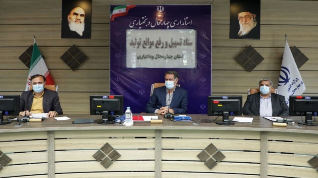 برای رفع موانع تولید، راهکار قانونی ارائه شود