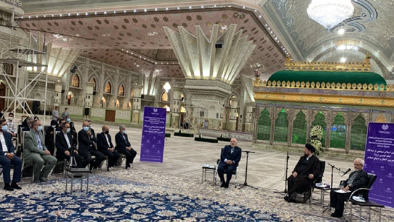تجدید بیعت ظریف و مدیران وزارت خارجه با آرمان‌های امام خمینی (ره)