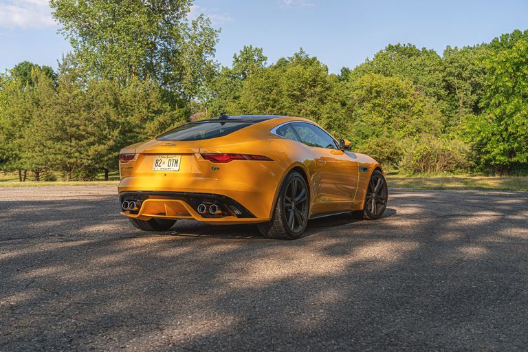 F-type ۲۰۲۱؛ کم ارزش&zwnj;ترین خودرو&zwnj;های اسپرت جگوار