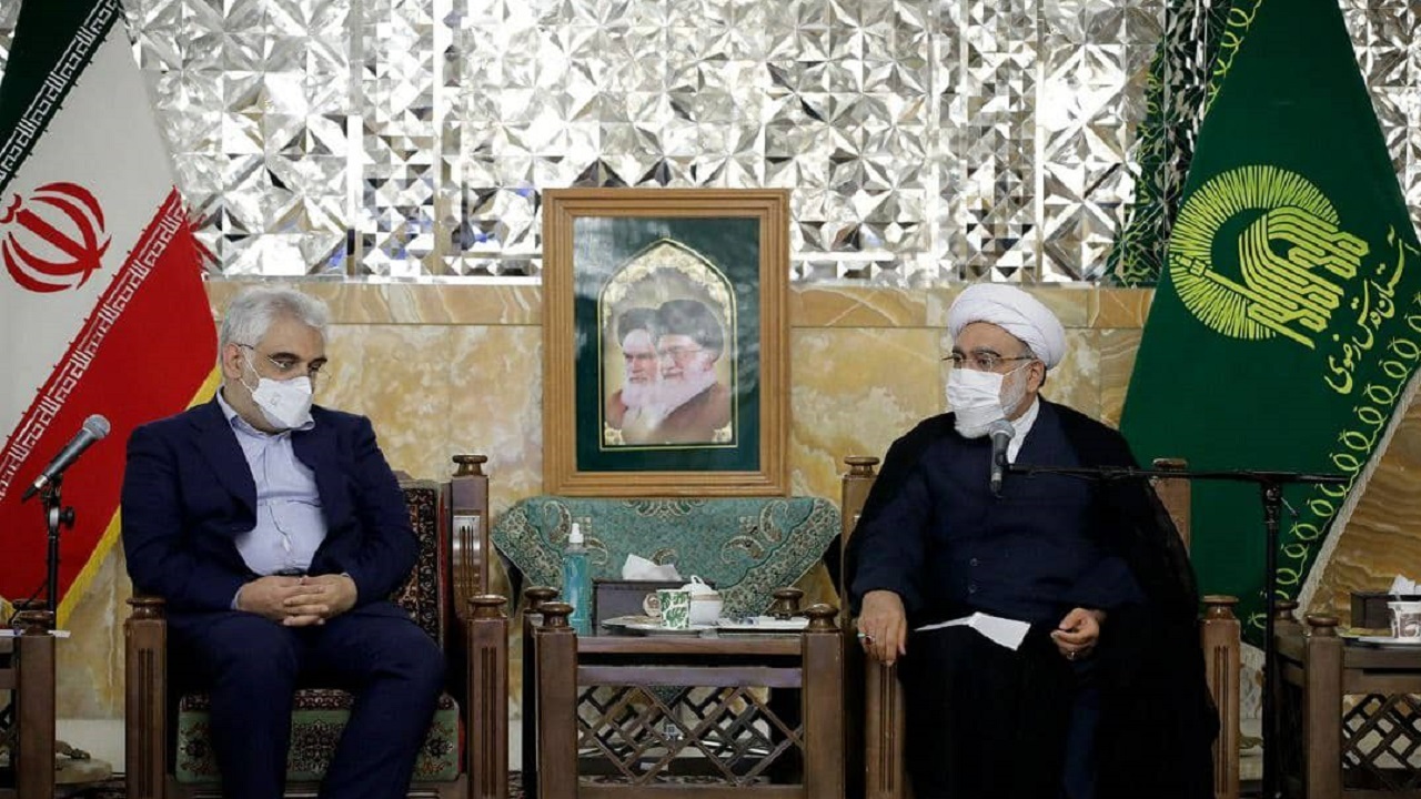 آستان قدس به دنبال همکاری مستمر و مسئله محور با جامعه علمی کشور است