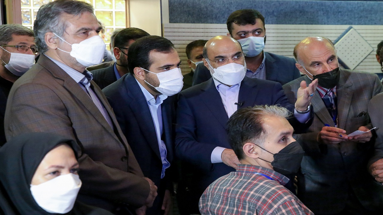 بازدید رئیس رسانه ملی از بخش‌های مرتبط با تبلیغات انتخاباتی در صداوسیما