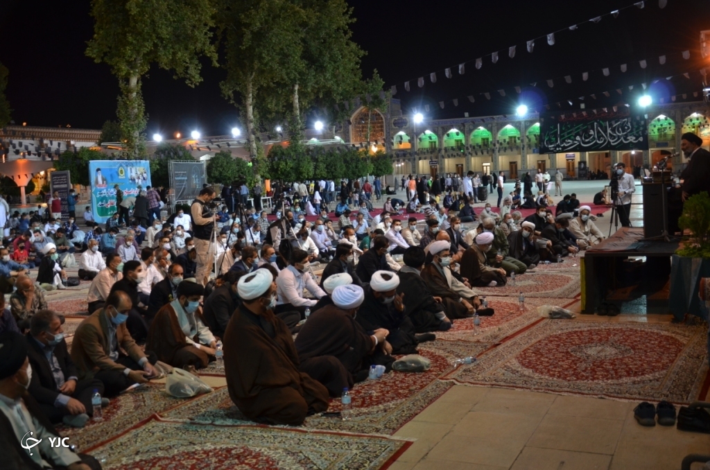 برگزاری مراسم سالگرد رحلت امام خمینی (ره) و قیام خونین ۱۵ خرداد در حرم شاهچراغ (ع)