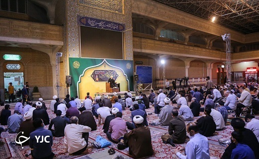 سالگرد ارتحال امام خمینی(ره) در حرم کریمه اهل&zwnj;بیت(س)+تصاویر